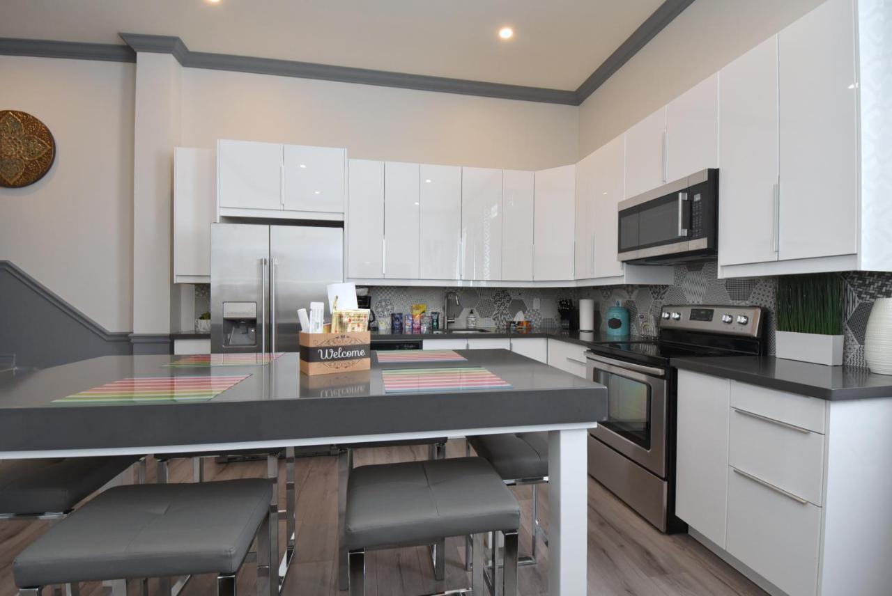 The Soma Furnished Residences Hamilton Buitenkant foto